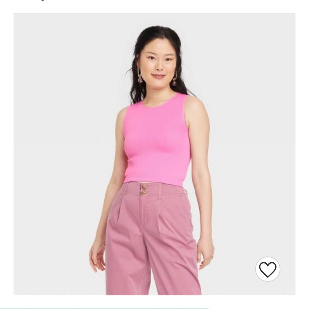 Pink ribbed target top